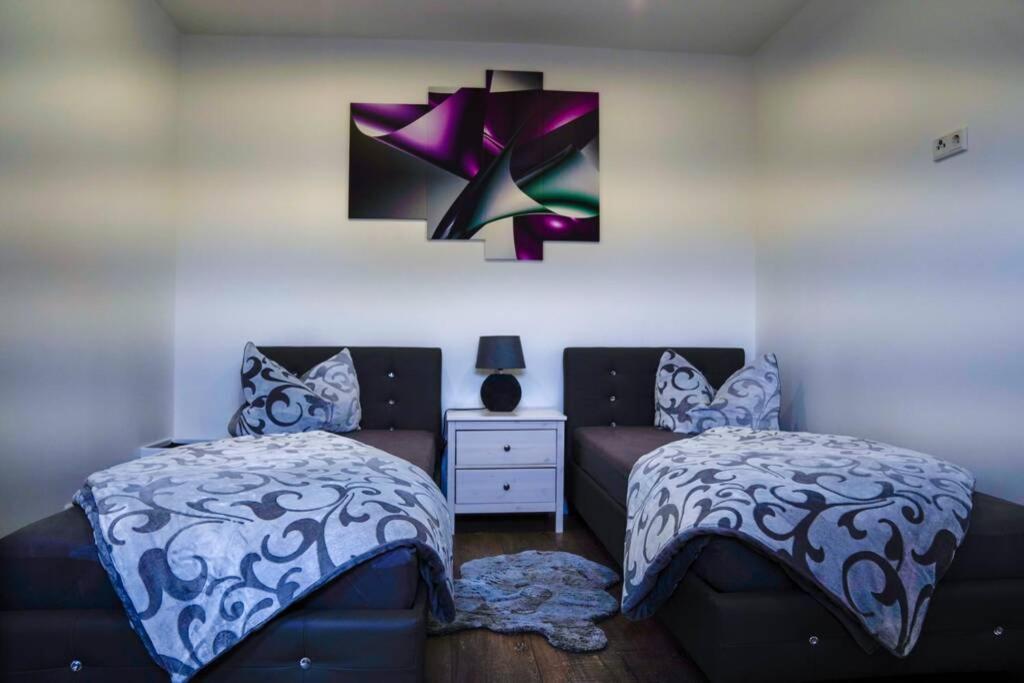 Ht Appartement Nr 2 Greppin 外观 照片
