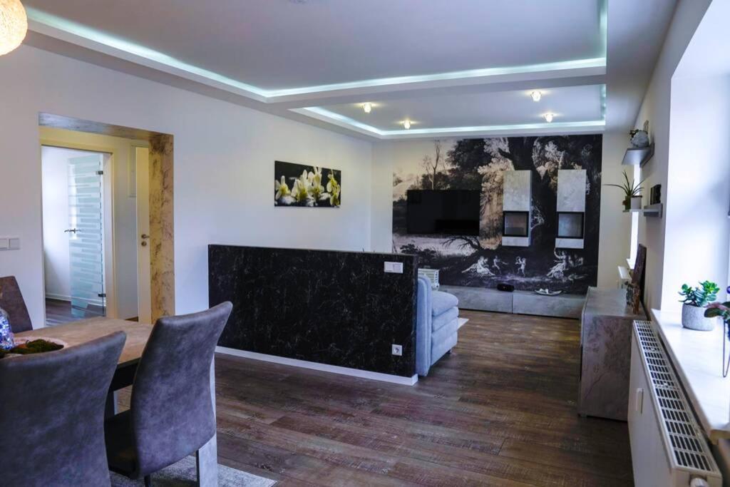 Ht Appartement Nr 2 Greppin 外观 照片